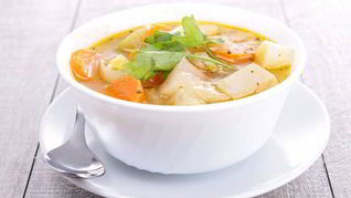 Овощной суп на говяжьем бульоне