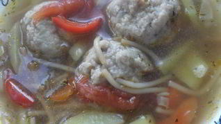 Суп с фрикадельками и овощами