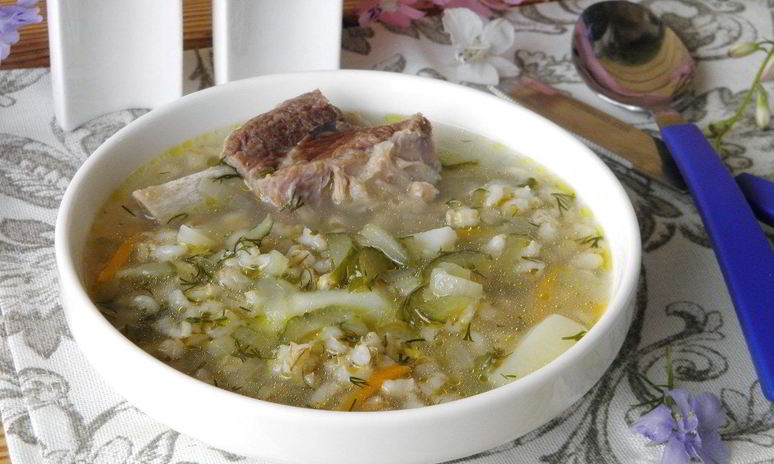 Рецепт рассольника с перловкой и солеными огурцами