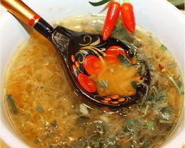 Щи из квашеной капусты с уткой