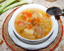 Щи из квашеной капусты в мультиварке