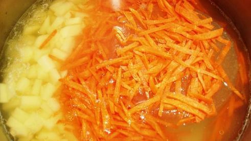 щи помидорно-укропные