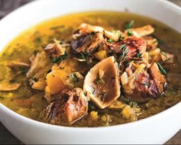 Щи с разварной говядиной