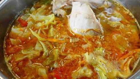 вкусные щи с курицей из свежей капусты
