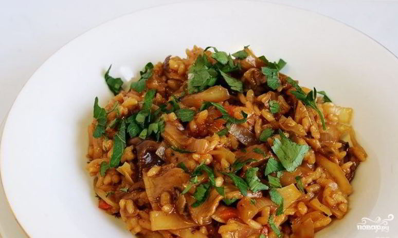 Рецепт грибной солянки с рисом и капустой