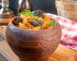 Капустная солянка с грибами