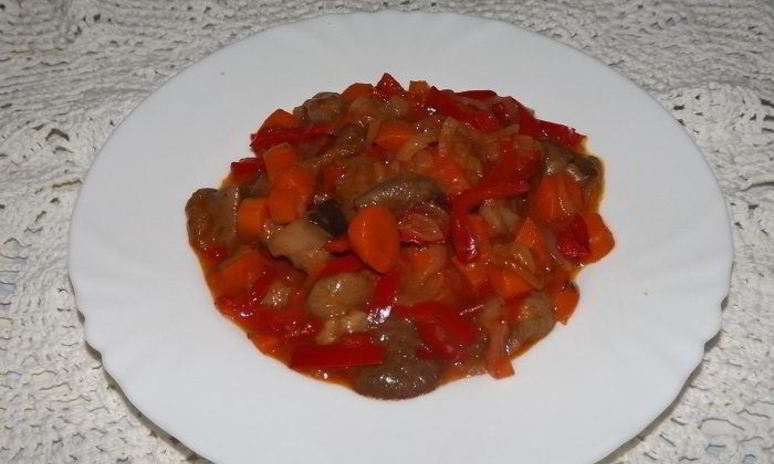 Рецепт солянки грибной на зиму с томатной пастой