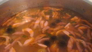 Солянка с колбасой