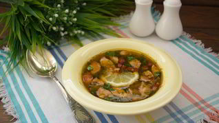 Солянка с сосисками