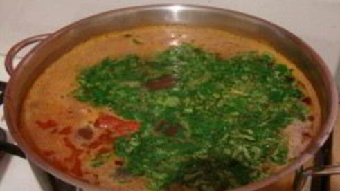 суп фасолевый с копчеными ребрышками