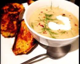 Суп из сладкого фенхеля с крутонами