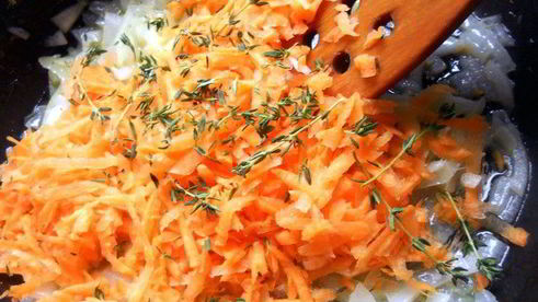 чечевичный суп-пюре с лисичками