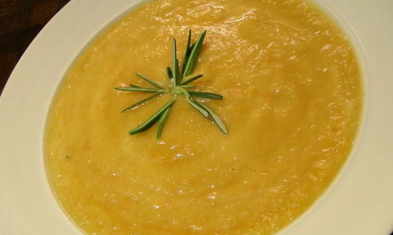 Рецепт супа-пюре из корнеплодов с имбирем и розмарином