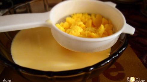 суп-пюре из моркови и шпината