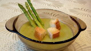 Суп-пюре с брокколи и куриной грудкой