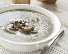 Суп с дикими грибами и тимьяном