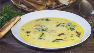Сырный суп с копченой курицей