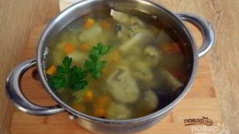 уха в хлебном горшочке