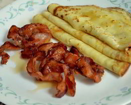 Блинчики с беконом