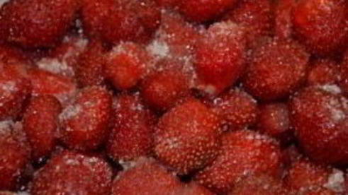 блинчики с клубникой