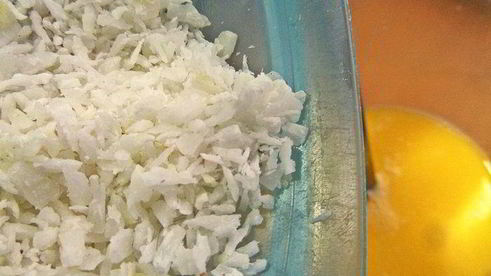 блины с кокосом под апельсиновым соусом