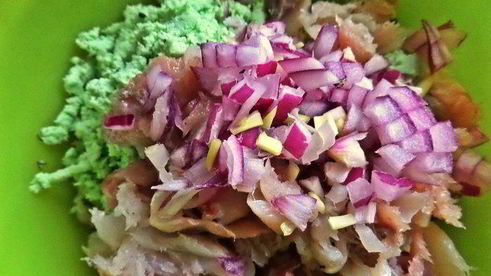 блины с сырно-рыбной начинкой