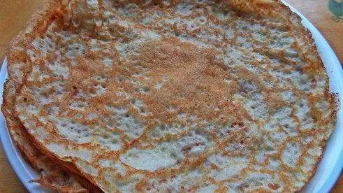 блины с ветчиной, запеченные под сыром