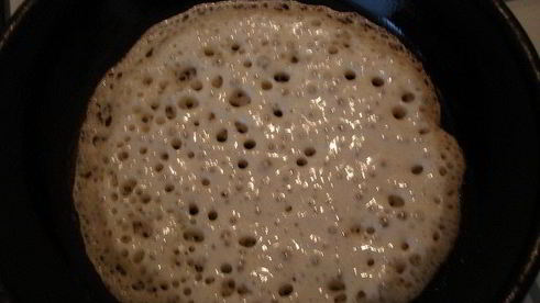 дрожжевые блины кружевные