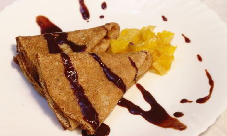 Рецепт ореховых блинчиков с апельсинами под шоколадным соусом