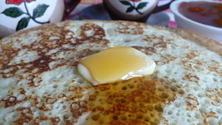 Пышные дрожжевые блины