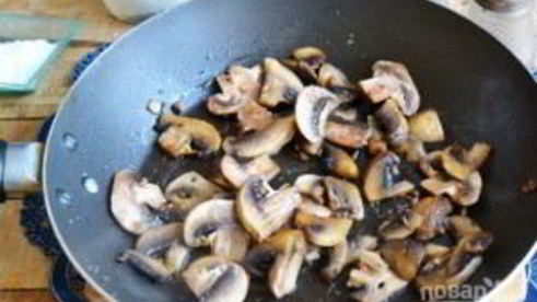 запеченные блины с курицей и шампиньонами