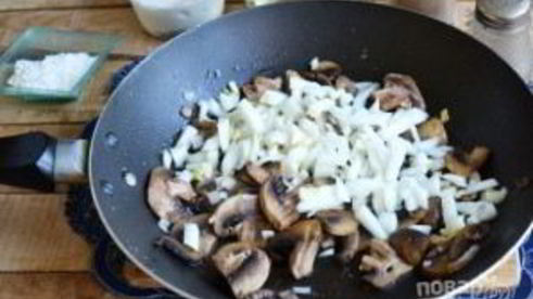 запеченные блины с курицей и шампиньонами