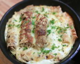 Запеченные блины с мясной начинкой