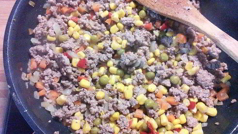 запеченные блины с мясной начинкой