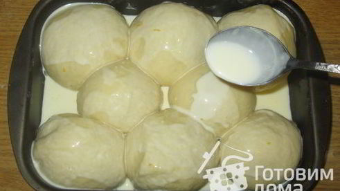 булочки buchteln со сливками