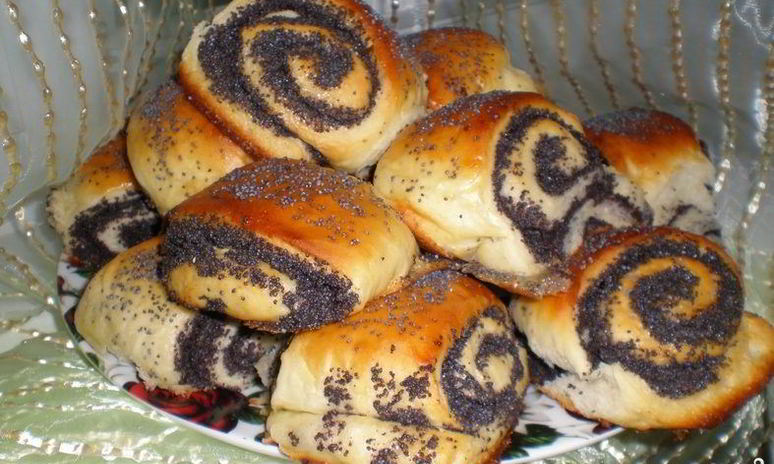 Рецепт булочек из слоеного дрожжевого теста