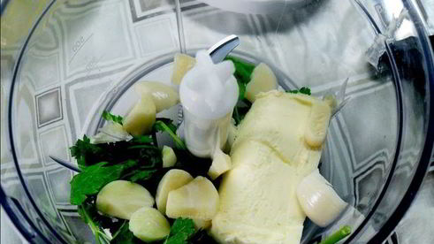 булочки с чесноком