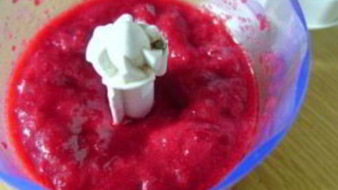 булочки с начинкой из клюквы