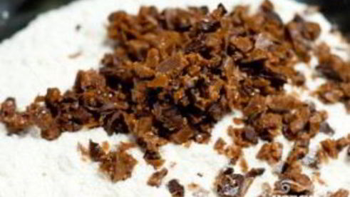 булочки с шоколадом и ирисками