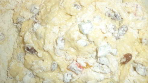 булочки с цукатами