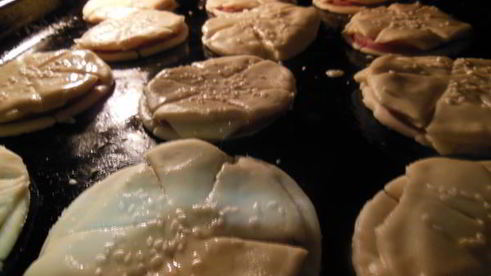 булочки с ветчиной и сыром