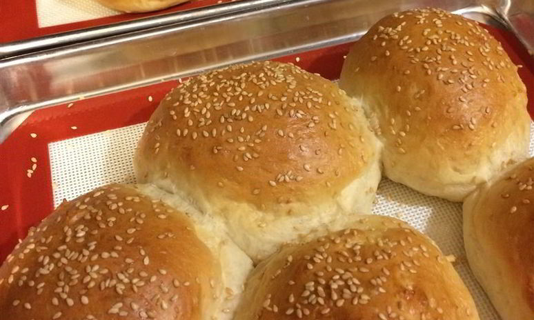 Рецепт булочек с замесом в хлебопечке