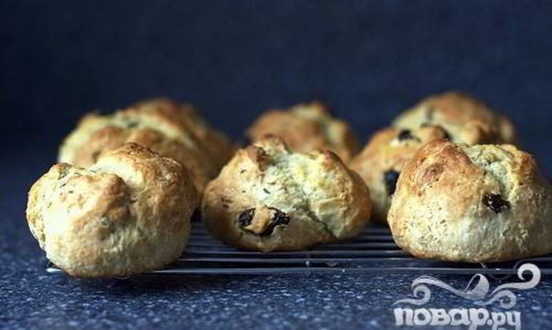 Рецепт булочек со смородиной