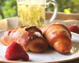 Круассаны из слоеного дрожжевого теста