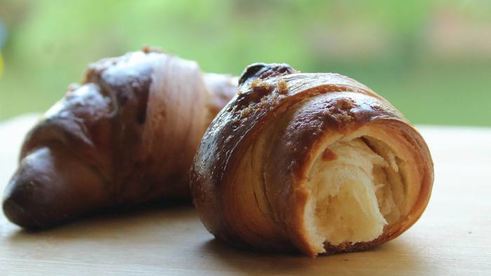 круассаны из слоеного дрожжевого теста