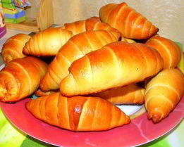 Круассаны с корицей