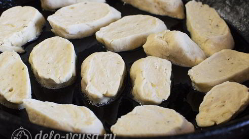 пампушки без дрожжей с чесноком