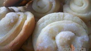 Плюшки с сахаром Розочки