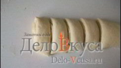 плюшки с сахаром розочки