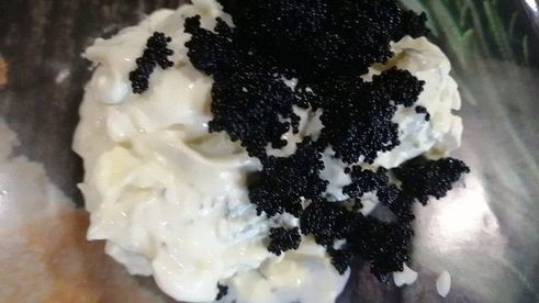 быстрые слойки с семгой